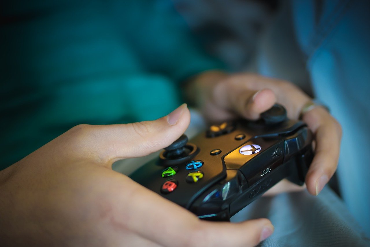 Soon you can Play Xbox on TV - Without a Console