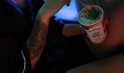 Researchers from Oxford found that love-struck greats tits will starve to death before fleeing their partner