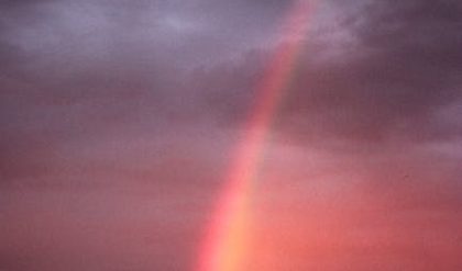 Tourist in Jamaica took this amazing photo of a stunning rainbow cloud