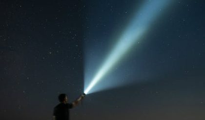Exploding stars provide clues on electric fields of thunderclouds