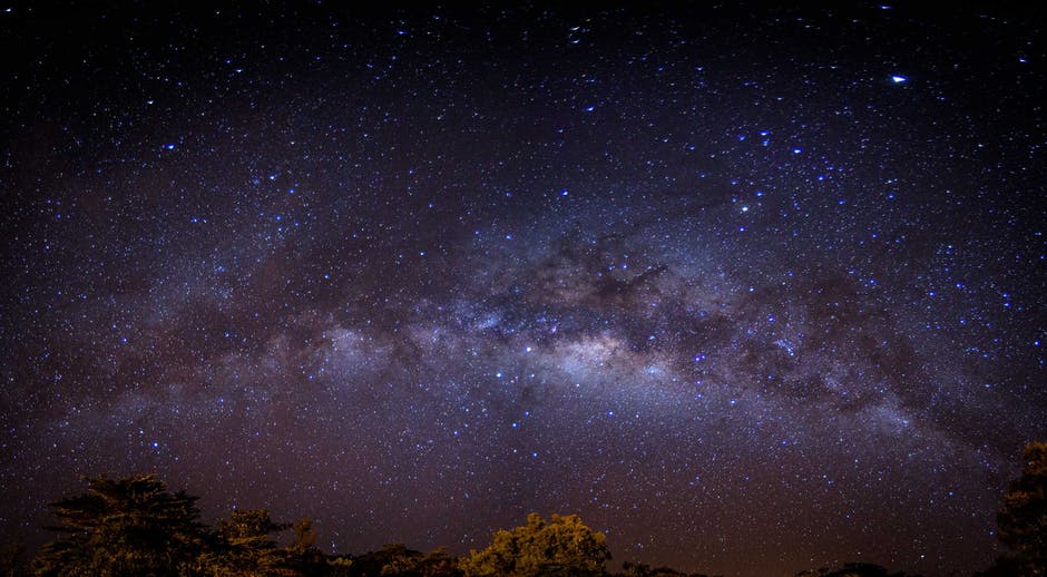 A supernova cosmic-dust factory was discovered in the middle of the Milky Way.