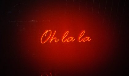 Vad är e-handel?  – Definition, funktioner, fördelar och mer
