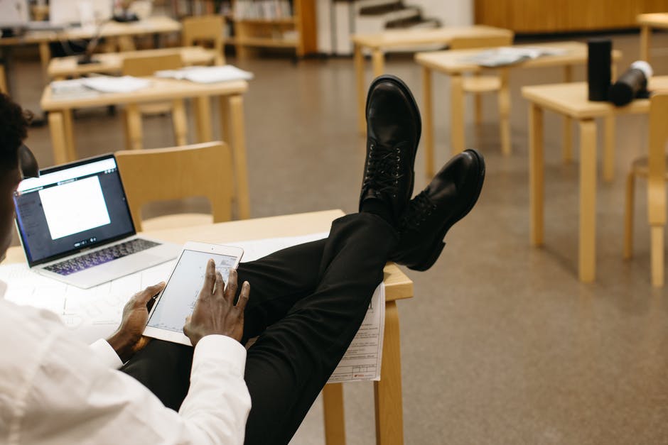 Förbättra din digitala säkerhet även när du är på semester